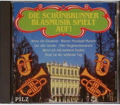 Die Schnbrunner Blasmusik spielt auf